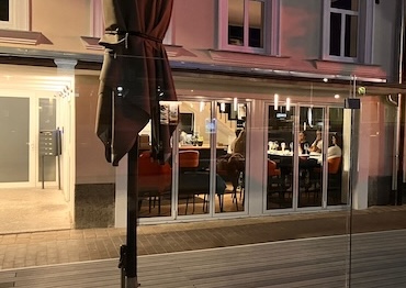 Vinothek Max 4 im Zentrum von Rehau